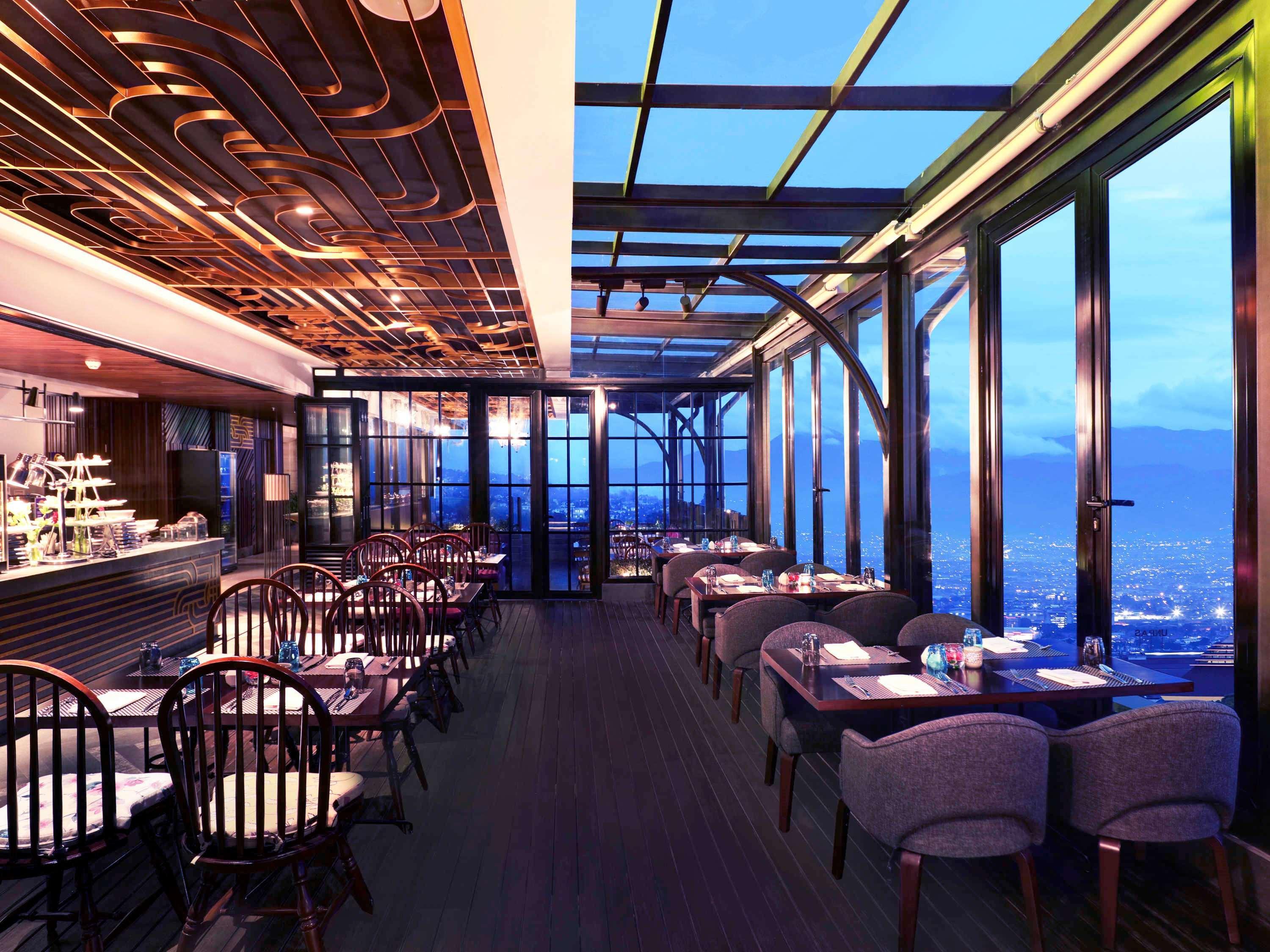 Grand Mercure Bandung Setiabudi Exterior foto